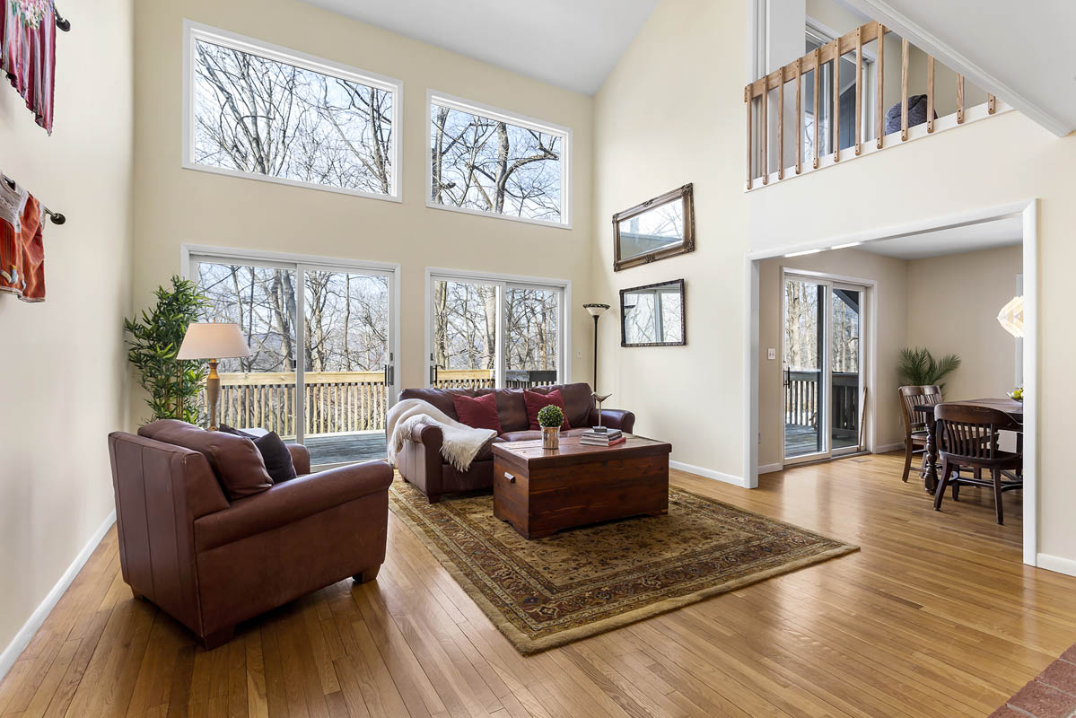 02 18 Main Street Califon -- Living Room 1