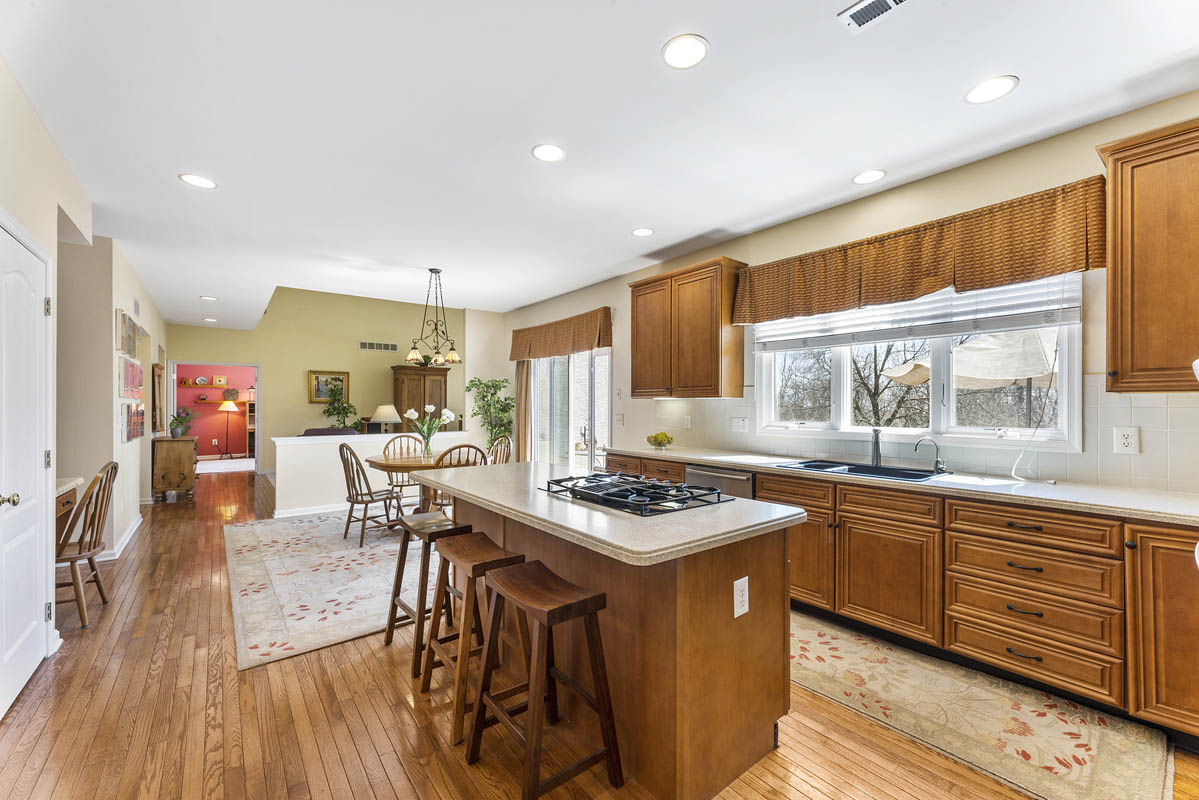 05 20 Old Schoolhouse Drive Bethlehem Township -- Kitchen 2