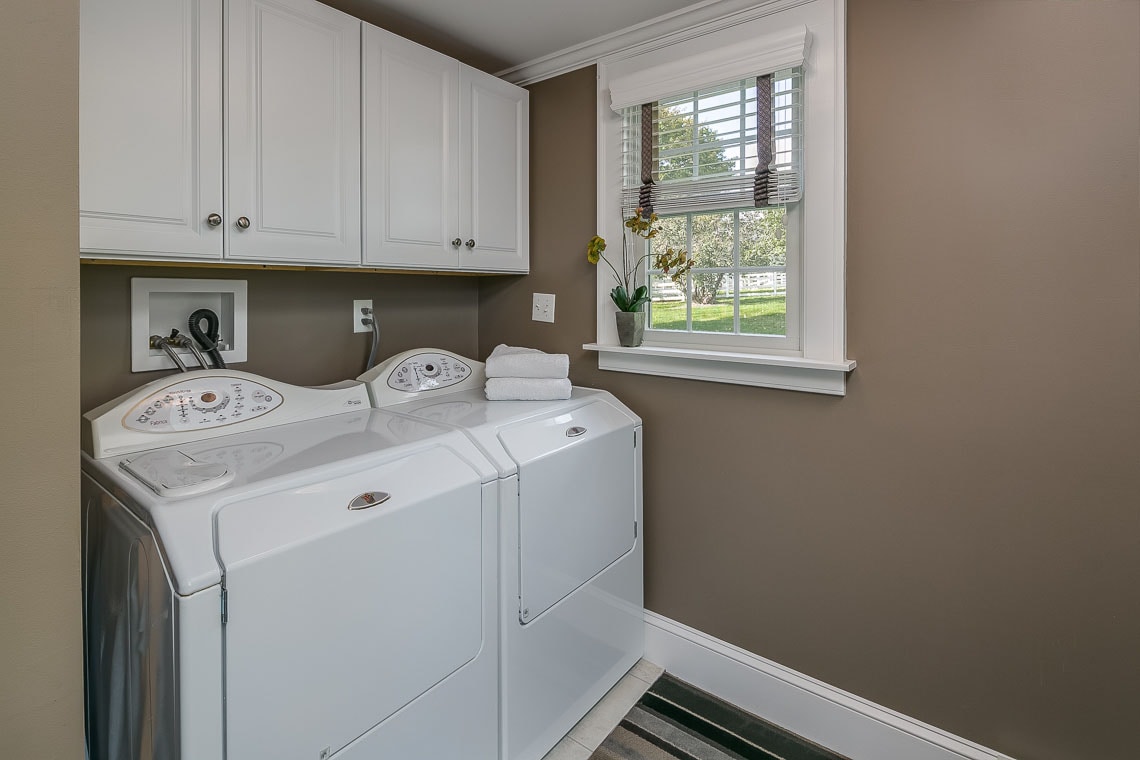 11 47A Fairmount Road Tewksbury Towship -- laundry room