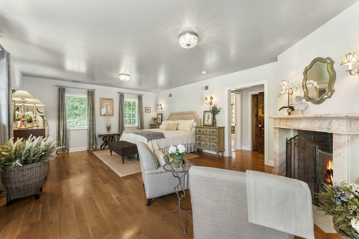 14 58 Hollow Brook Road Tewksbury Township -- main bedroom full