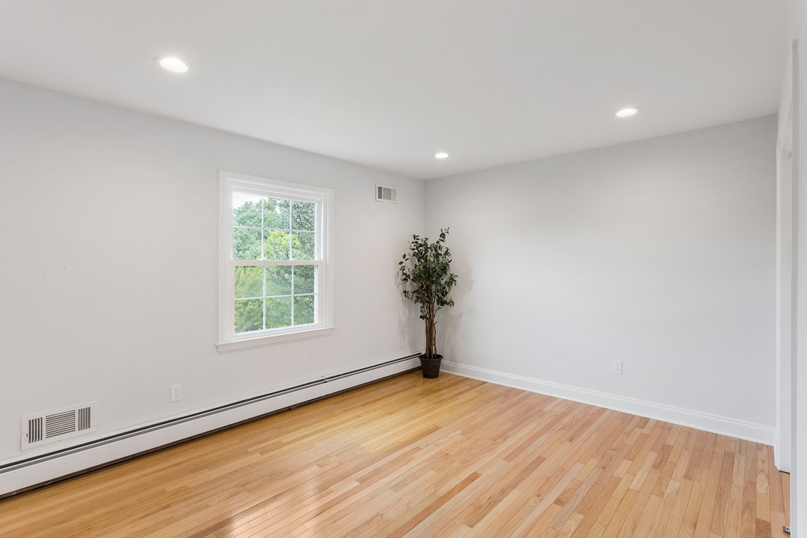15 10 Salters Farm Road Tewksbury Township -- bedroom 3
