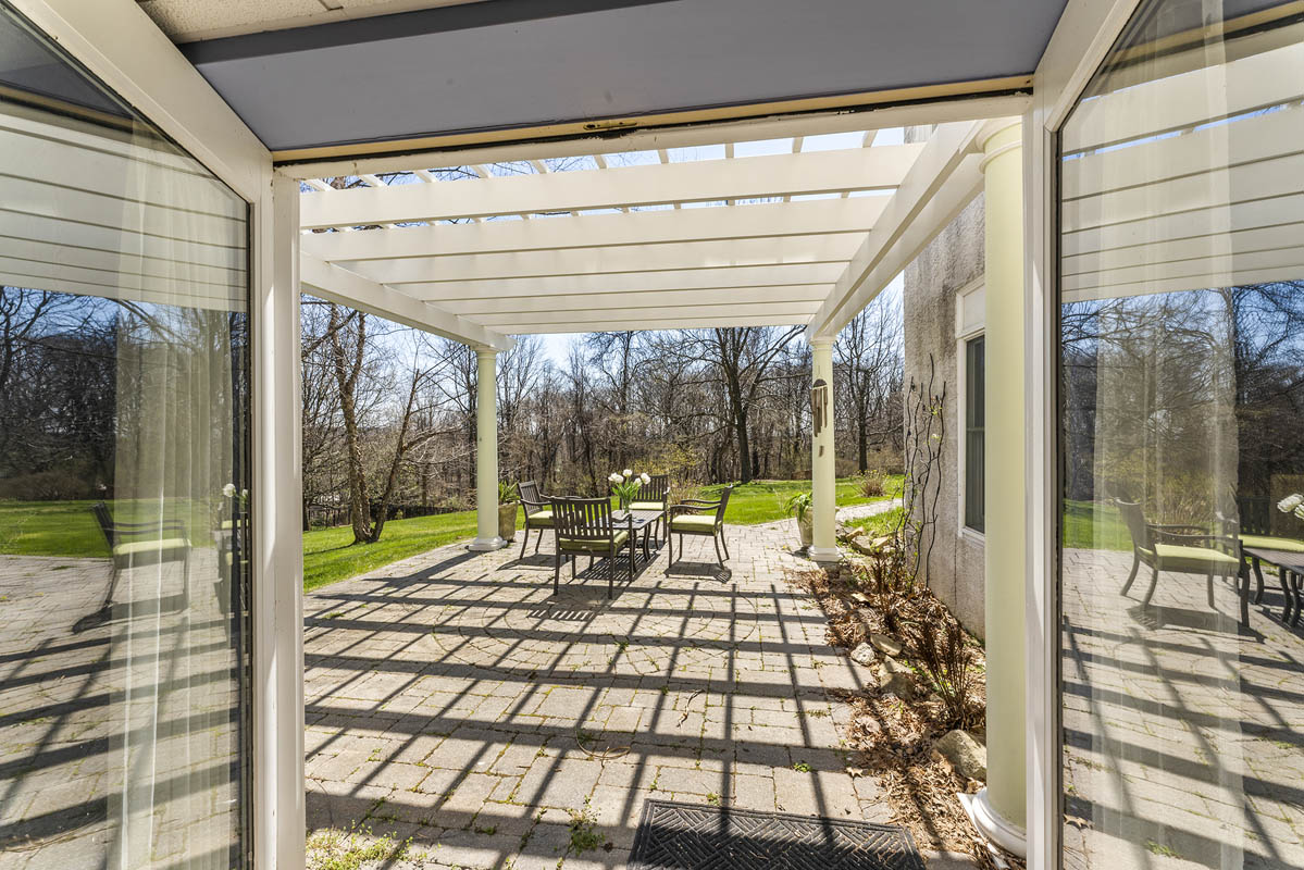 23 20 Old Schoolhouse Drive Bethlehem Township -- Basement Walkout