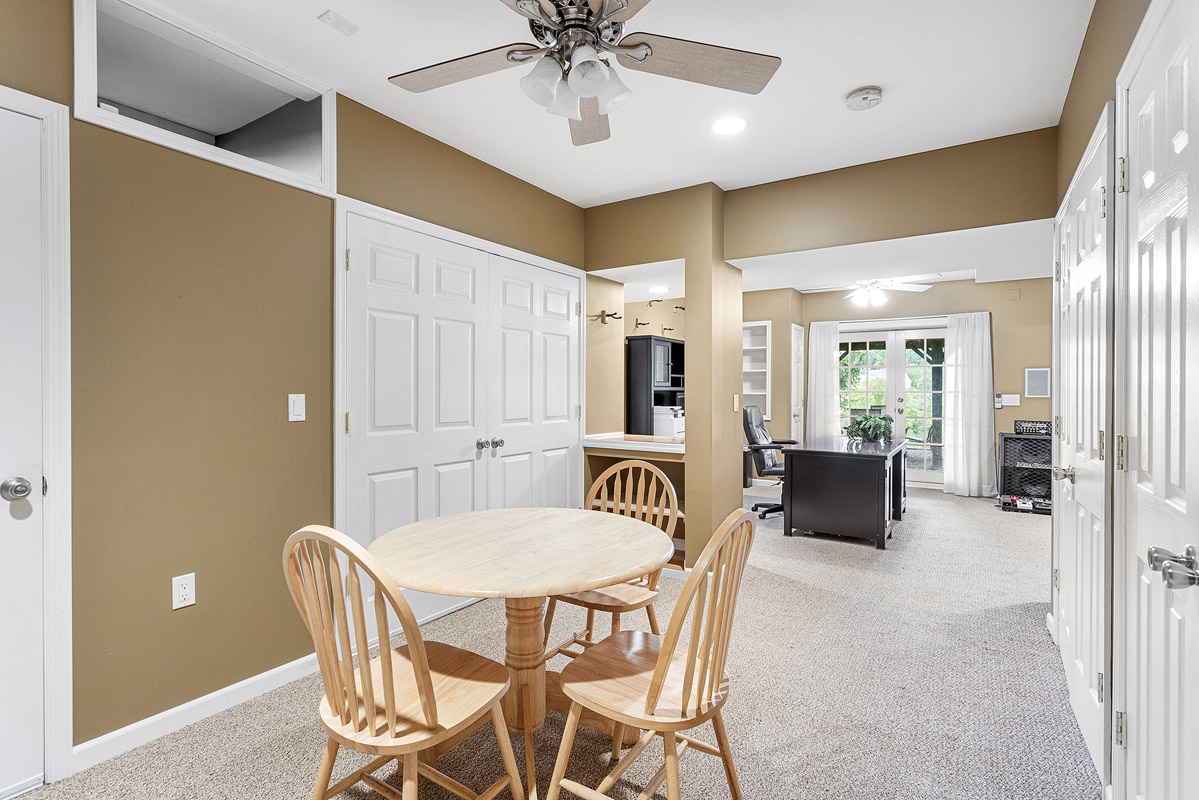 24 195 Old Turnpike Road -- Basement Game Room