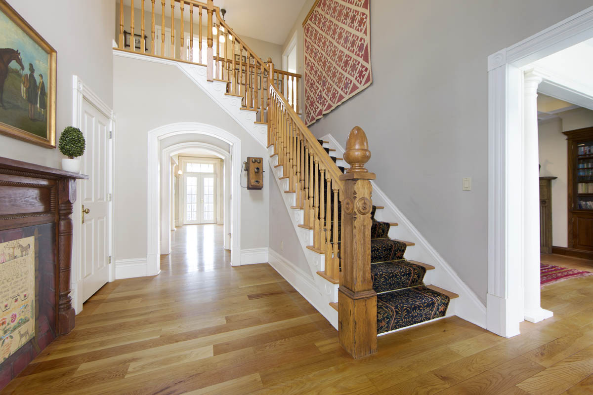 03 3 Fieldview Lane Tewksbury Township -- foyer