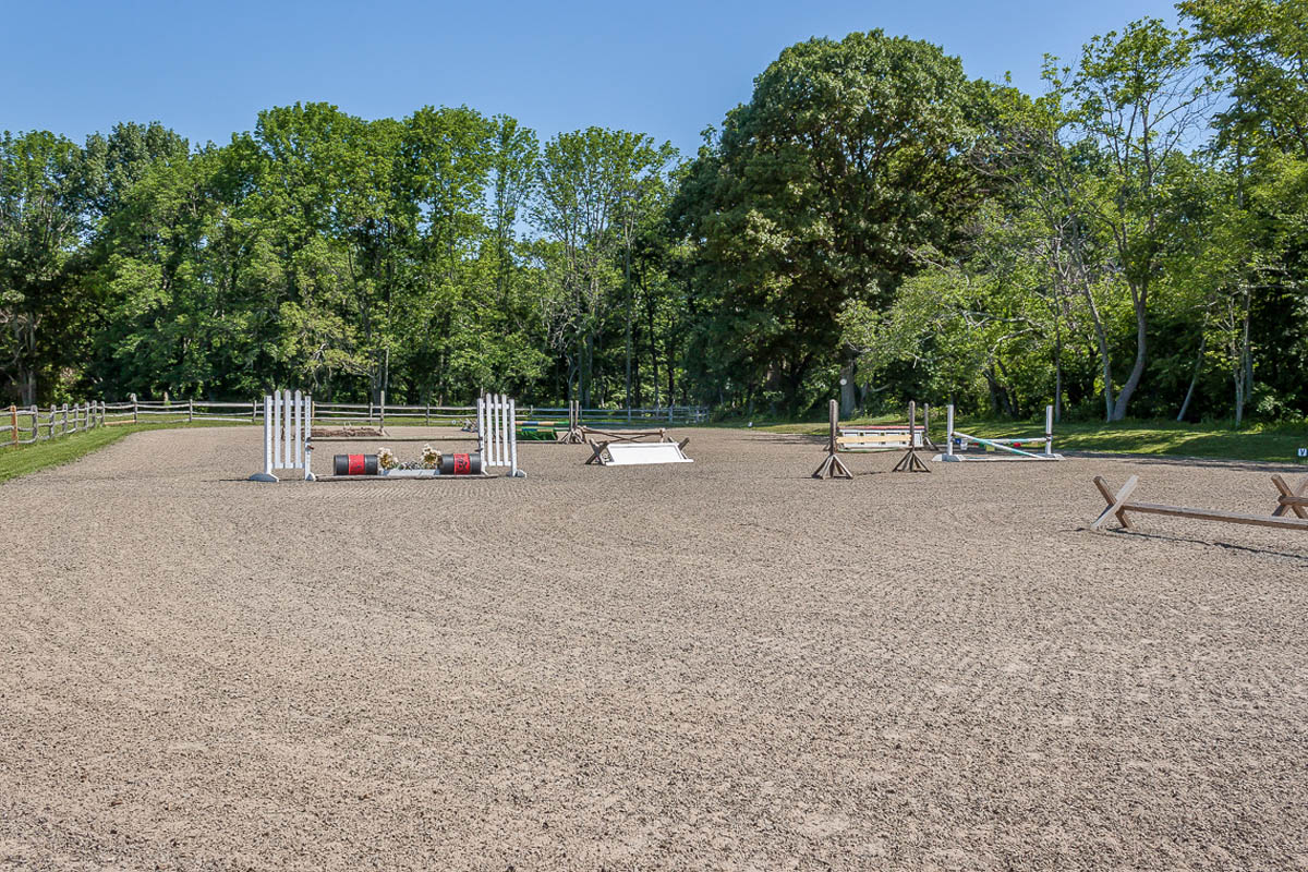 25a 3 Fieldview Lane Tewksbury Township -- outdoor arena copy