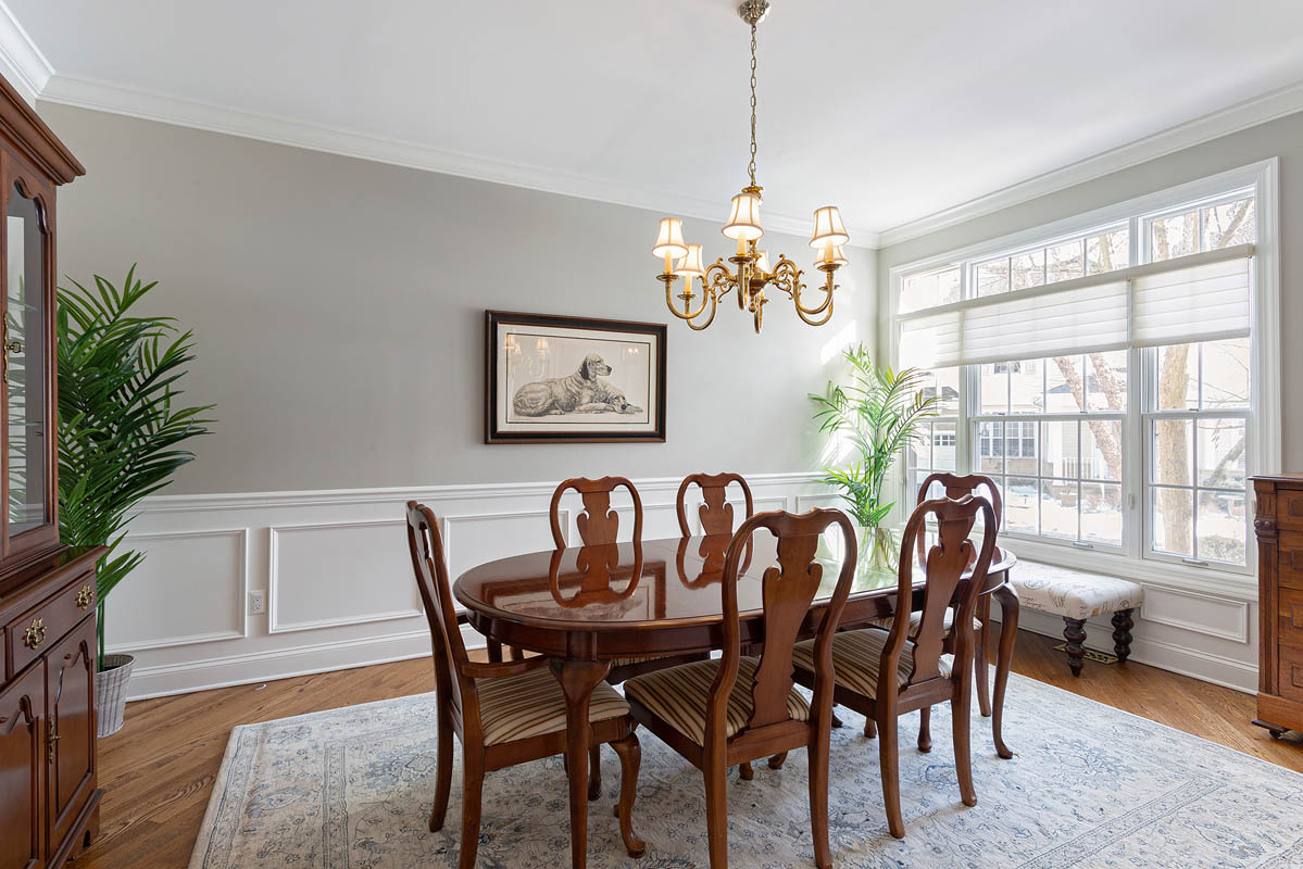 10 501 Lindabury Lane Pottersville Tewksbury Townhip -- dining room