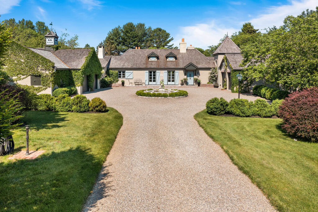 47 Sutton Road Tewksbury Township -- exterior 3