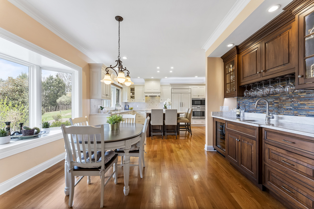 13 16 Guinea Hollow Rd -- Kitchen