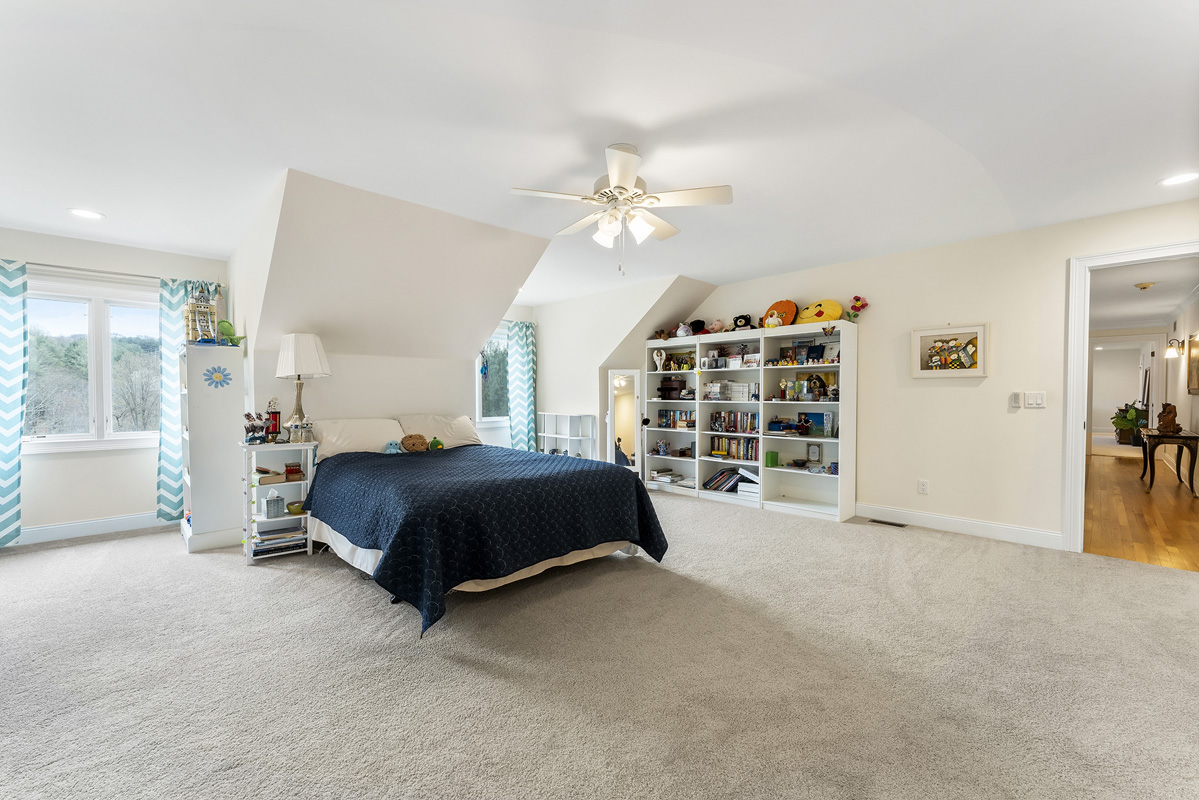 30 16 Guinea Hollow Rd -- Bedroom