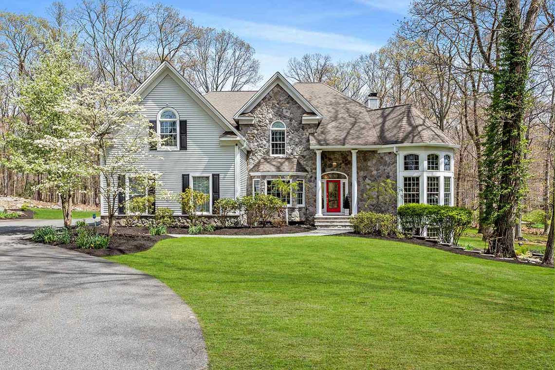4 Oak Lane Tewksbury Township