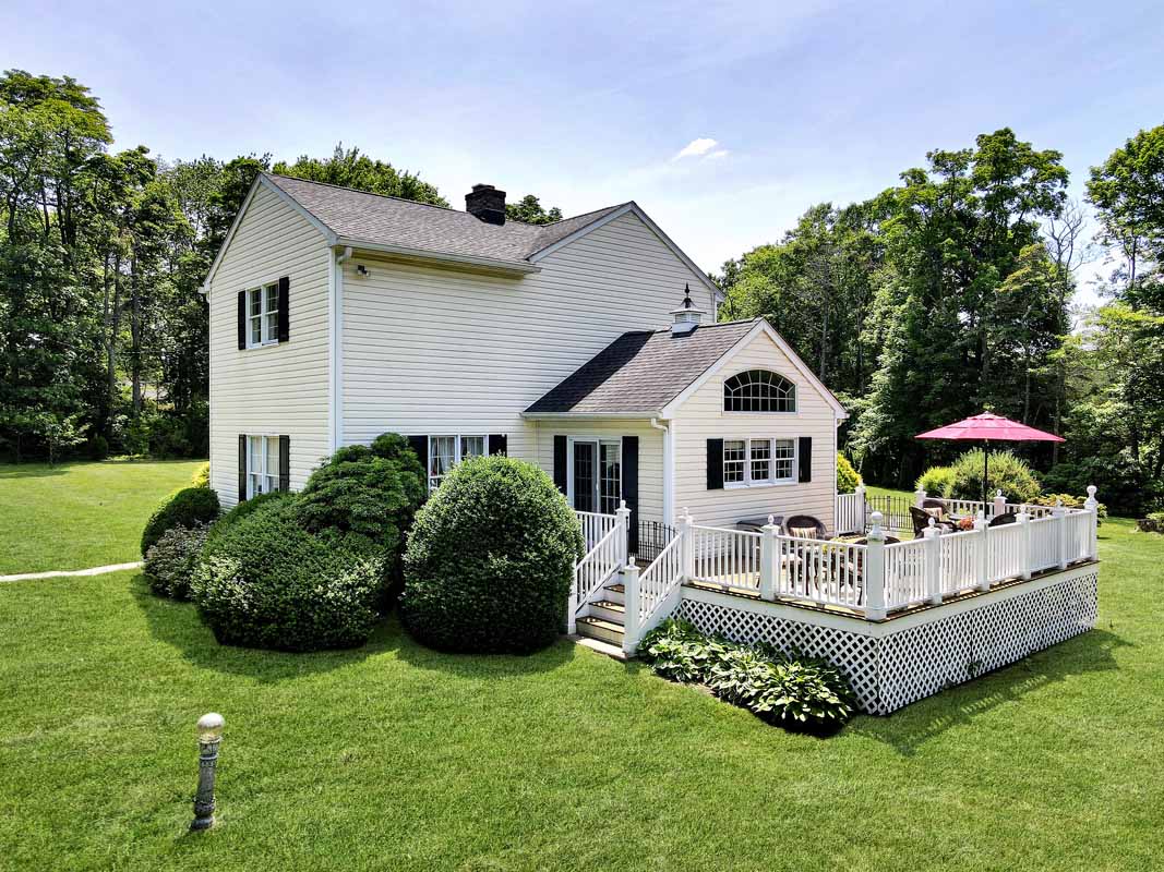 29 Longview Road Tewksbury Township