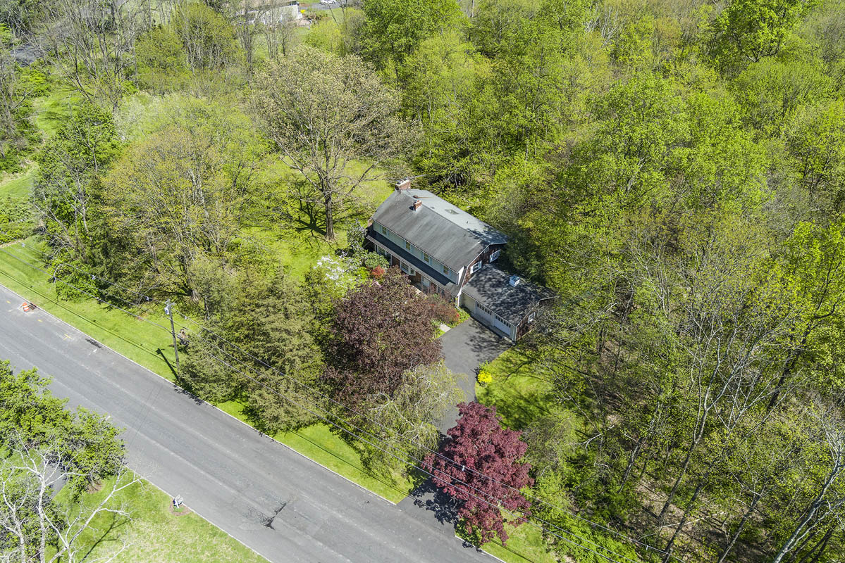 1 Benjamin Road, Chester Twp