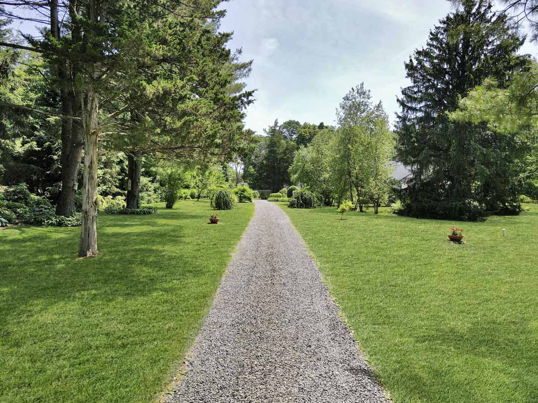 29 Longview Road Tewksbury Township