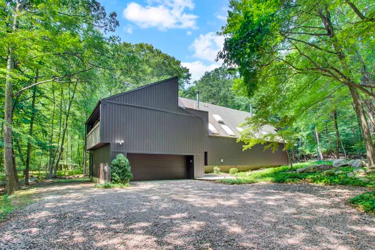 12 Big Spring Road Tewksbury Township, New Jersey